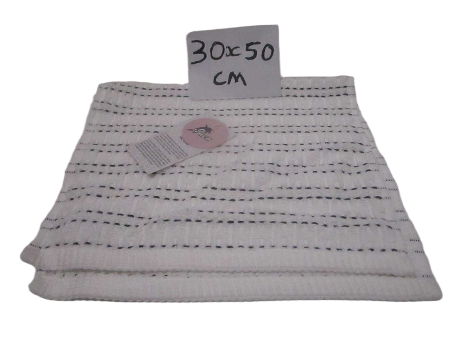 Towel - Plain Dyed Jacquard - Duble Ply 2/20 - 550 Gsm - Combed Cotton - Polyester Insert