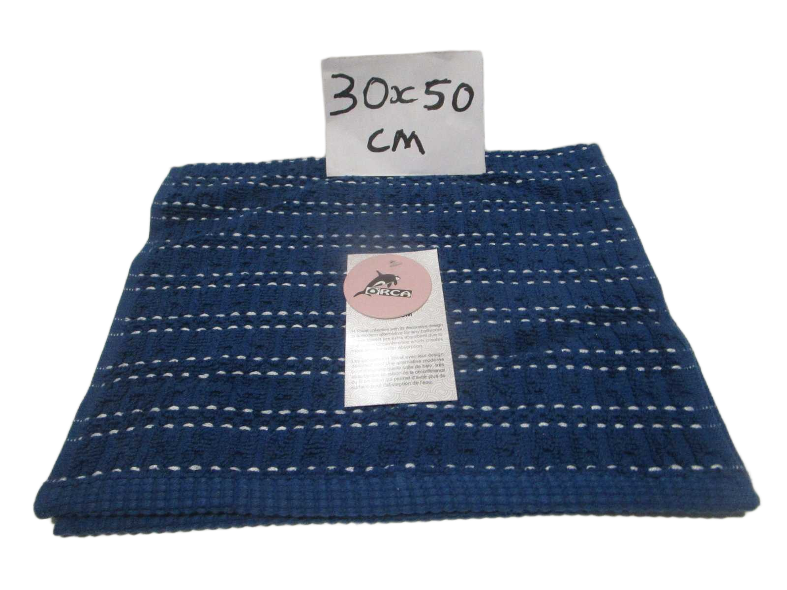 Towel - Plain Dyed Jacquard - Duble Ply 2/20 - 550 Gsm - Combed Cotton - Polyester Insert