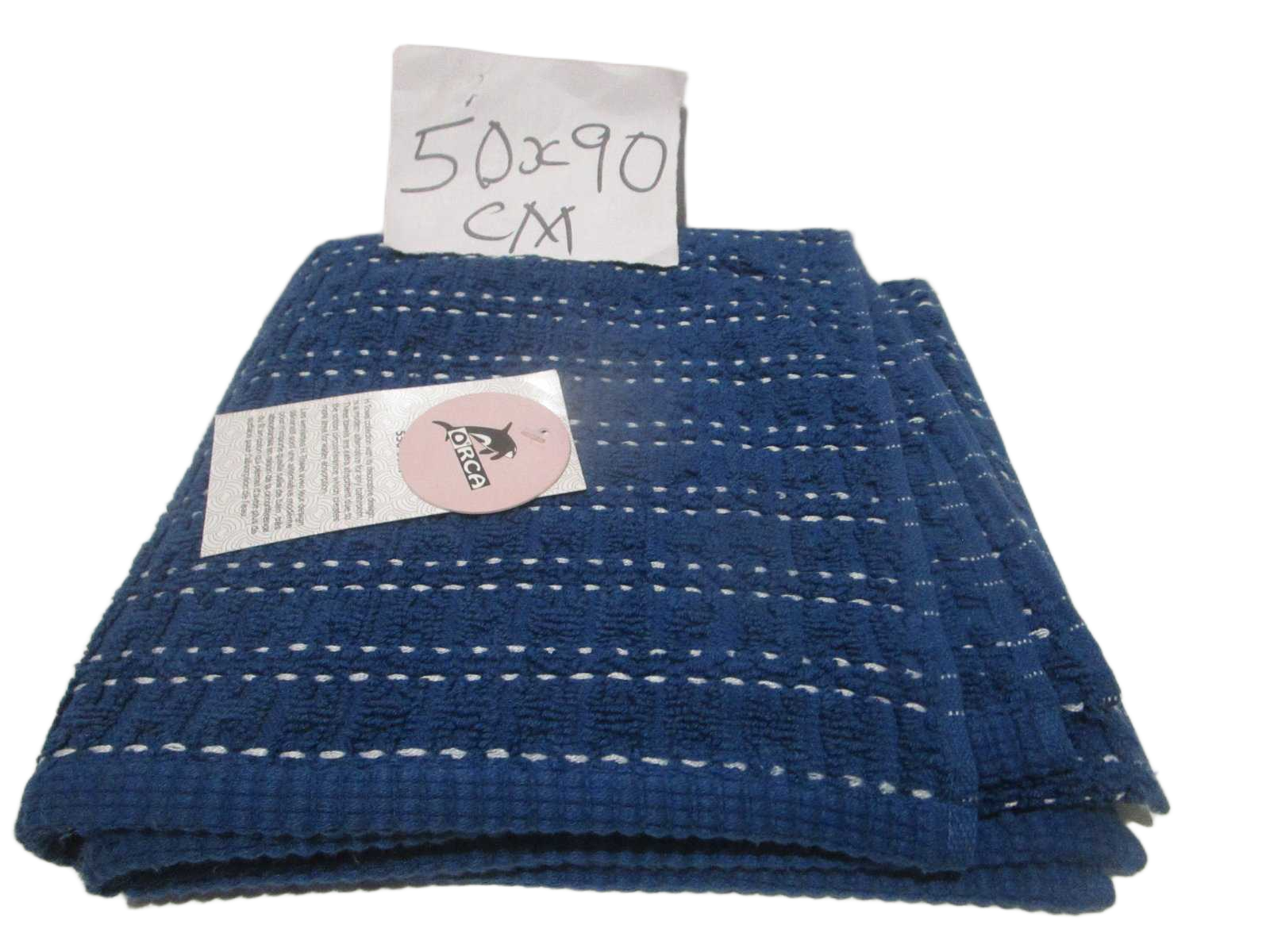 Towel - Plain Dyed Jacquard - Duble Ply 2/20 - 550 Gsm - Combed Cotton - Polyester Insert