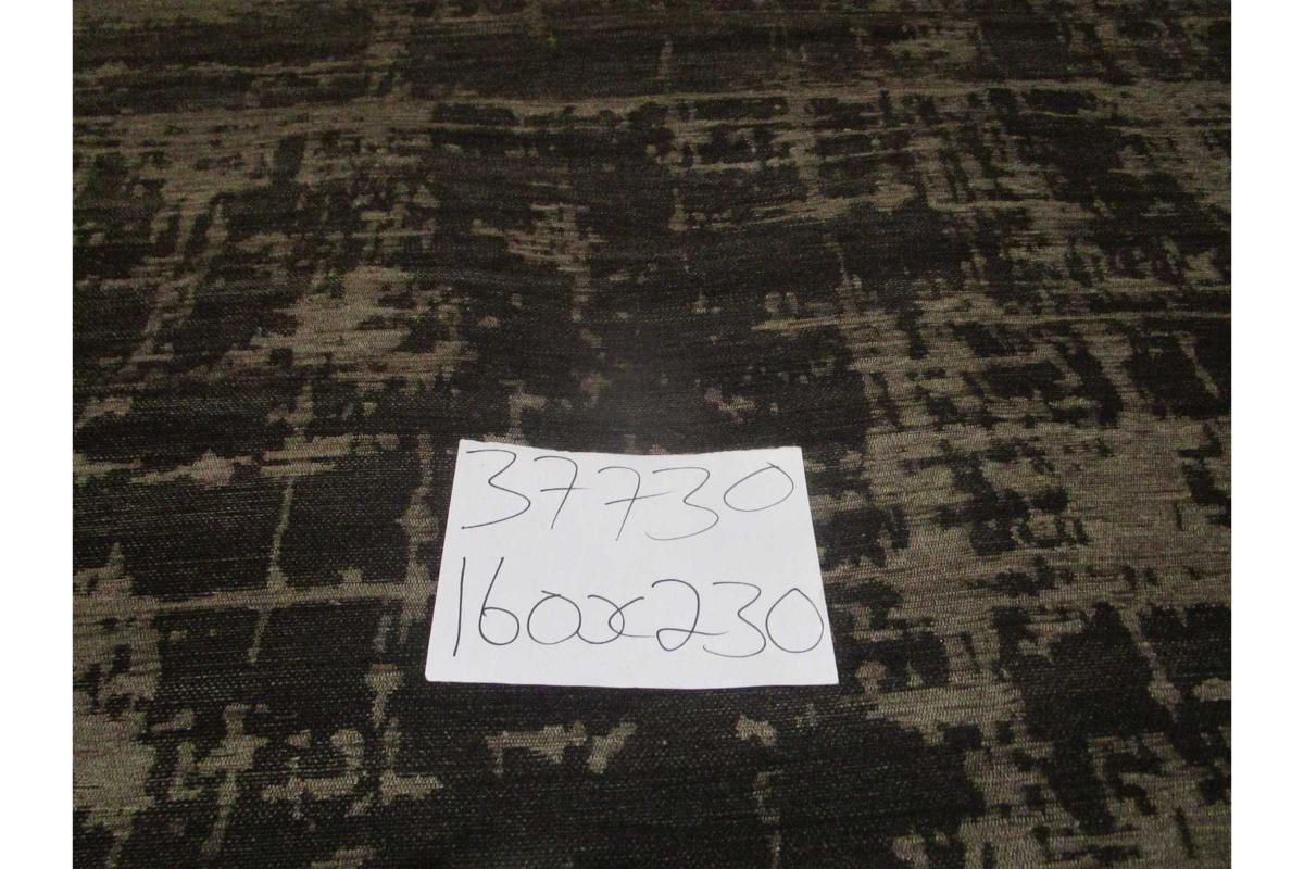 Carpet Kristal Collection - 1100 Gsm ,- 26% Poly - 58% Polypropilene - 16% Acrylic - 4mm Pile